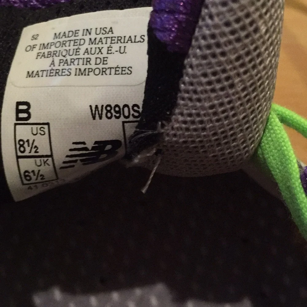 Women’s sneakers 8 1/2 - Picture 4 of 12